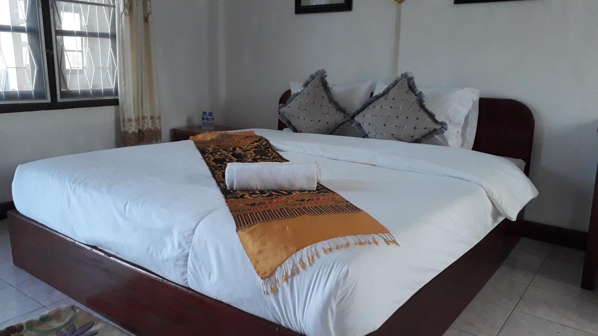 Ban Nahin-Nai Sanhak Guesthouse 1 מראה חיצוני תמונה